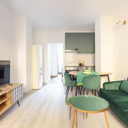 Renovated In Center - Commenda 21 Lägenhet Milano